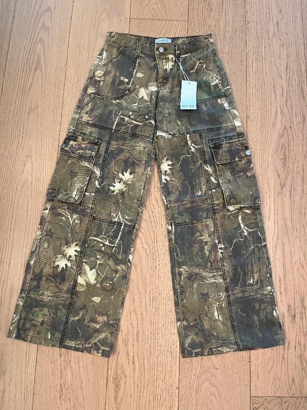 Revice LA camo cargo pants low rise